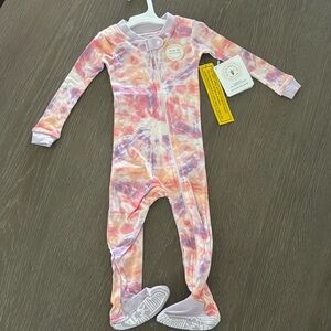Burt’s Bees baby onesie size 18 Months 100% cotton